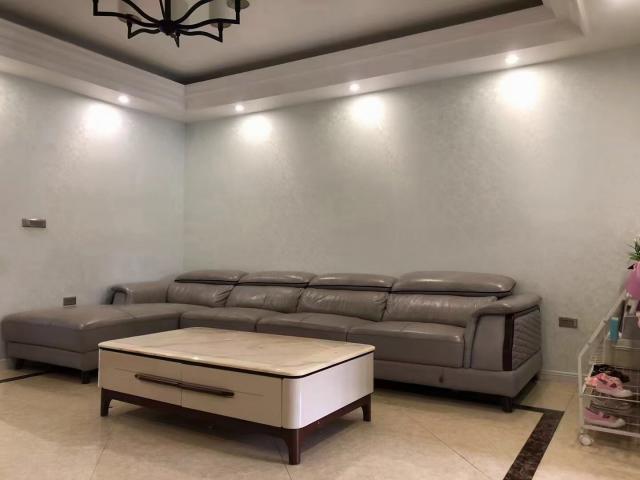 Է