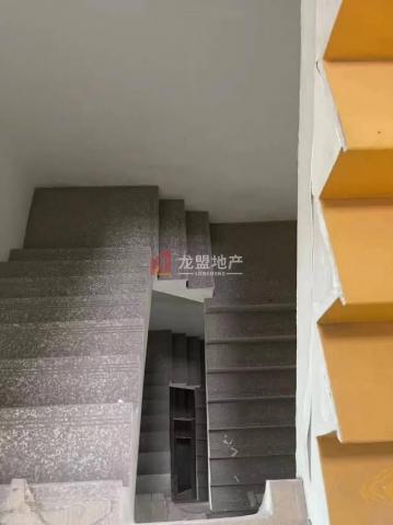 西一街440号落地房民房第2张图片
